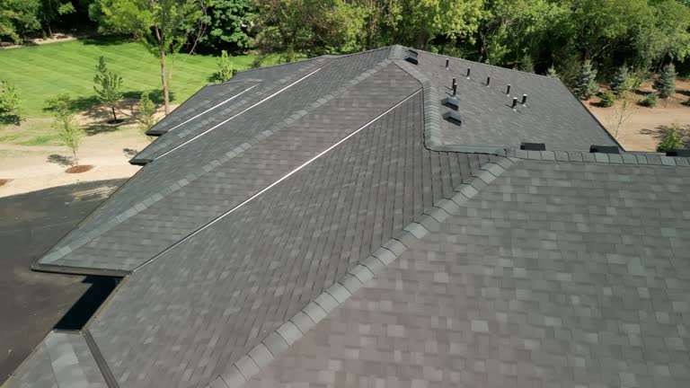 Fast & Reliable Emergency Roof Repairs in Evadale, TX